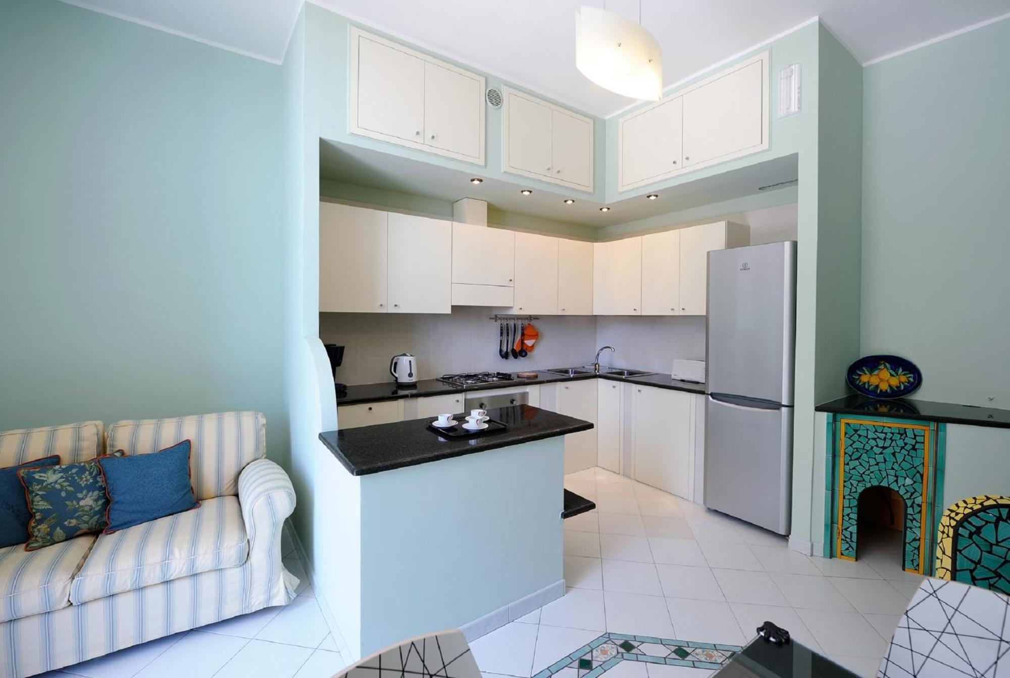 Lae Domus Apartment Атрани Стая снимка