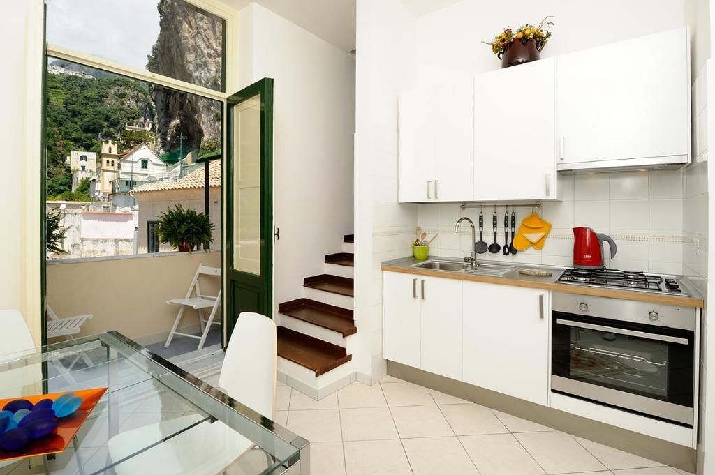 Lae Domus Apartment Атрани Стая снимка
